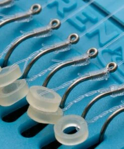 Drennan Power Bandit Hook to Nylon 6 Inch Terminal Tackle -Drennan Online Store drennan power bandit hook to nylon 6 inch 3 1